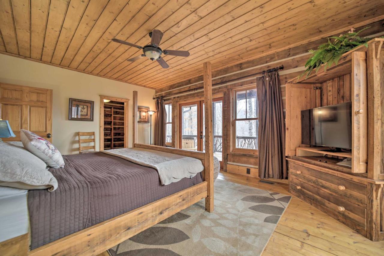 Luxury Cabin Rental In Franklin With Private Hot Tub Exterior photo