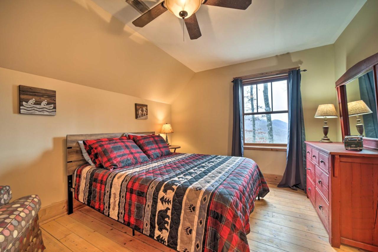 Luxury Cabin Rental In Franklin With Private Hot Tub Exterior photo