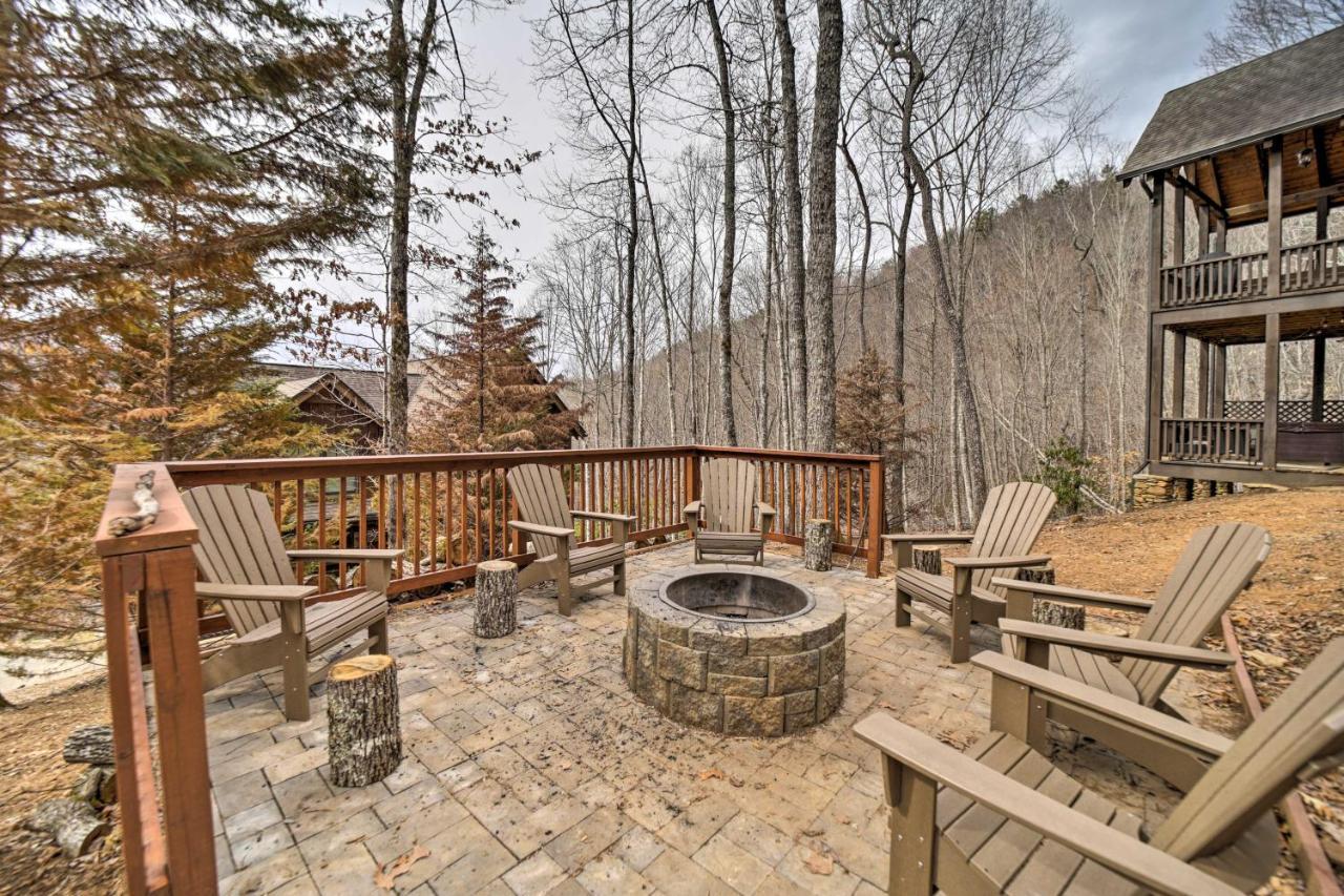 Luxury Cabin Rental In Franklin With Private Hot Tub Exterior photo